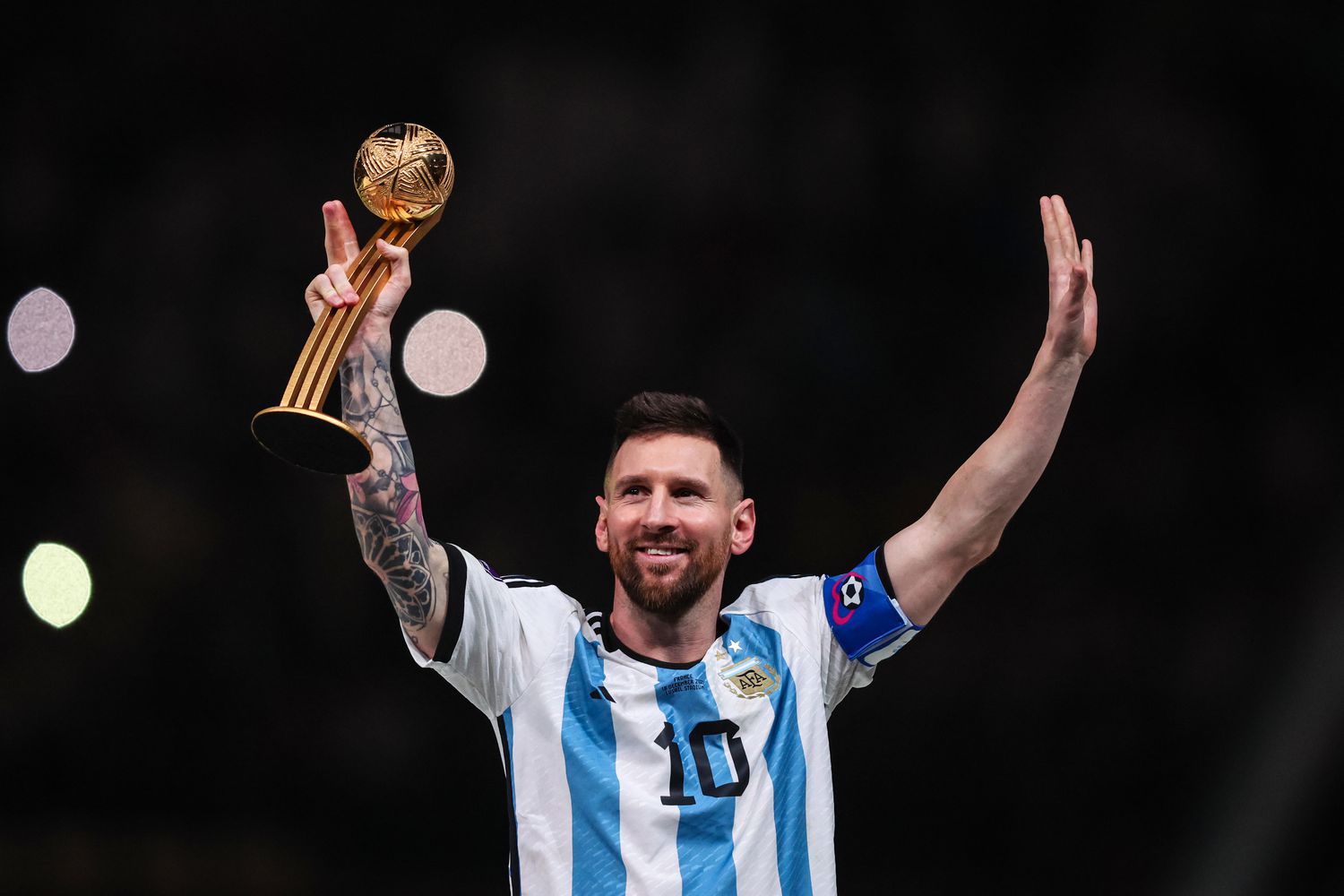 Messi là siêu sao bóng đá hàng đầu thế giới người Argentina