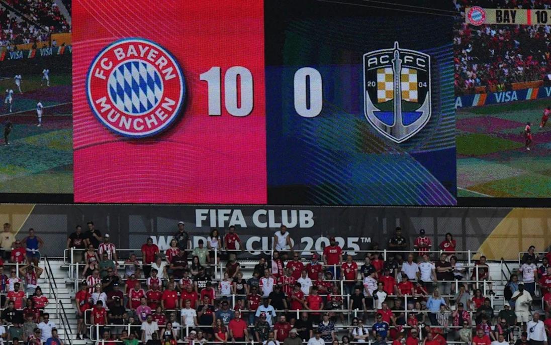 Bảng tỷ số cho thấy Bayern dẫn trước 10-0