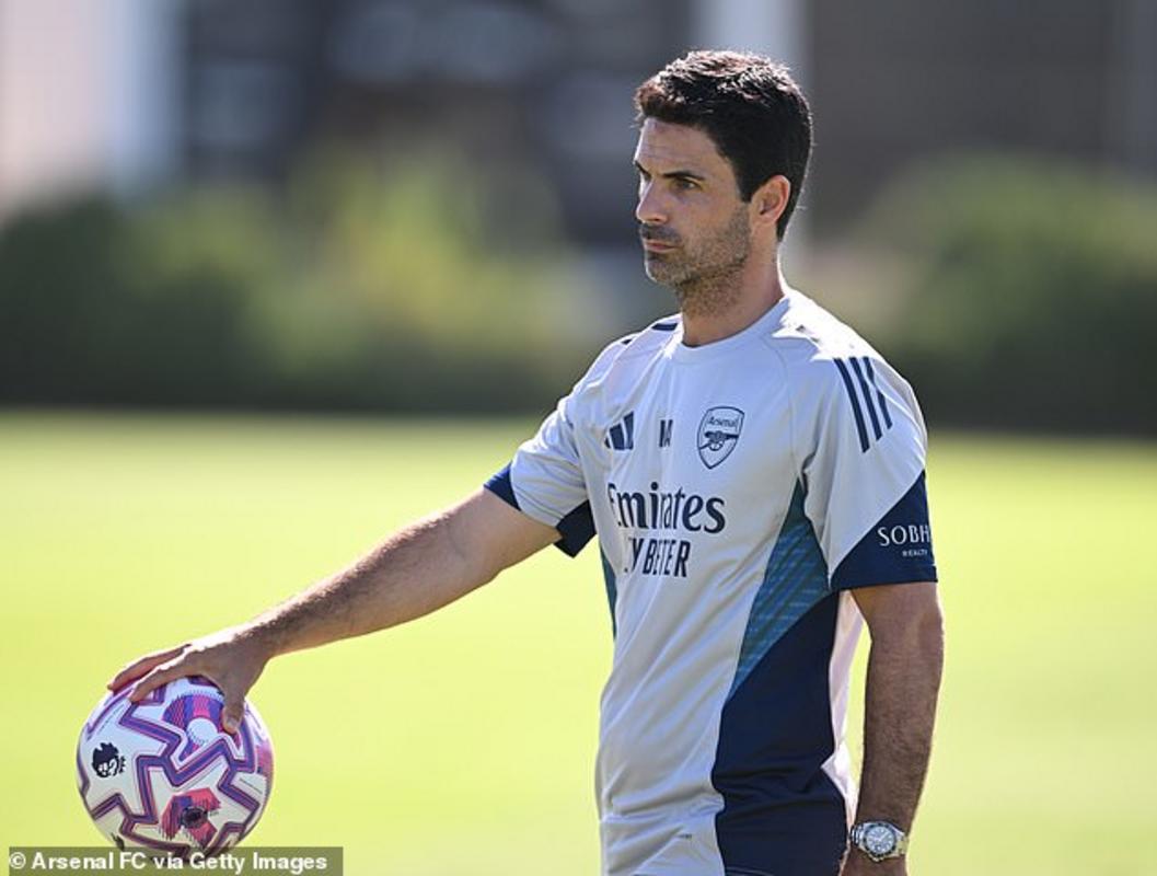 Mikel Arteta sắp hoàn tất thương vụ thứ tư của mùa hè với nhiều giao dịch khác đang được triển khai