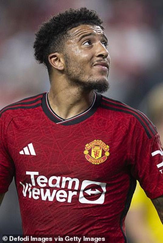 Jadon Sancho đã thu hút sự quan tâm từ các ông lớn Serie A Juventus