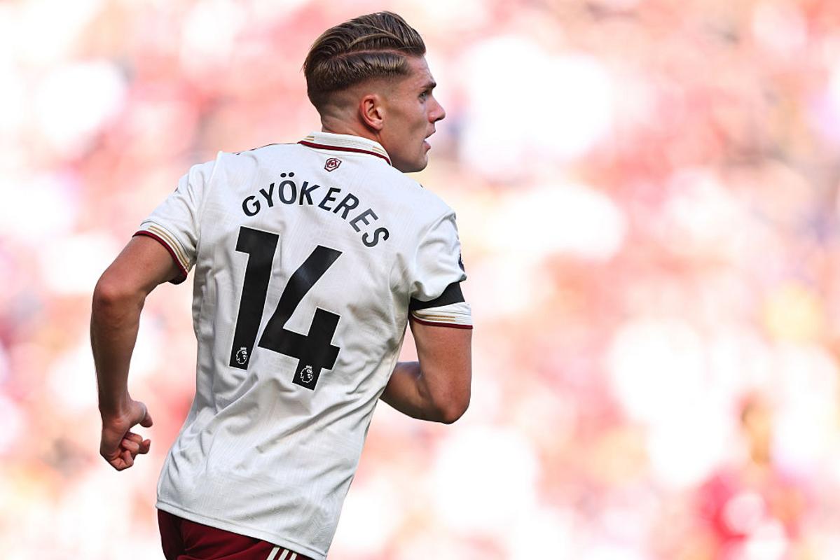 Viktor Gyokeres của Arsenal trong trận đấu Ngoại hạng Anh giữa Manchester United và Arsenal tại Old Trafford vào ngày 17 tháng 8 năm 2025 tại Manchester, Anh.