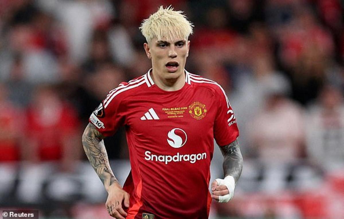 Garnacho được liên hệ với Chelsea, Aston Villa, Tottenham và một số CLB châu Âu khác