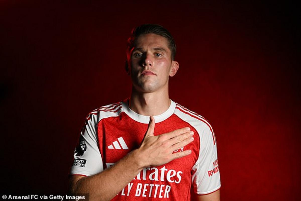 Arsenal đã ký Gyokeres với giá 64 triệu bảng từ Sporting Lisbon để kết thúc một thương vụ chuyển nhượng kéo dài