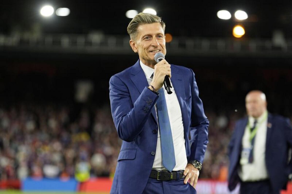 Chủ tịch Palace Steve Parish tuần trước cho biết câu lạc bộ vẫn đang 