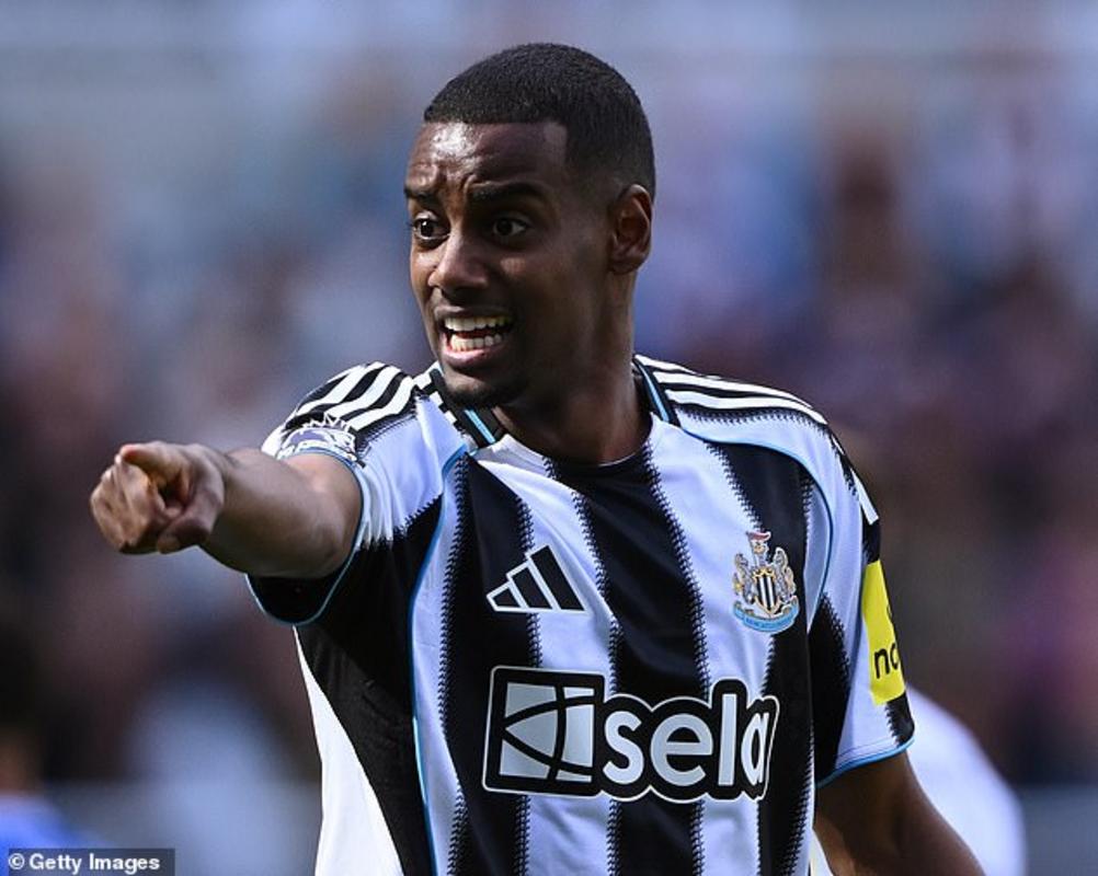 Anh ấy có khả năng sẽ thay thế Alexander Isak, người đang mong muốn rời Newcastle đến Liverpool
