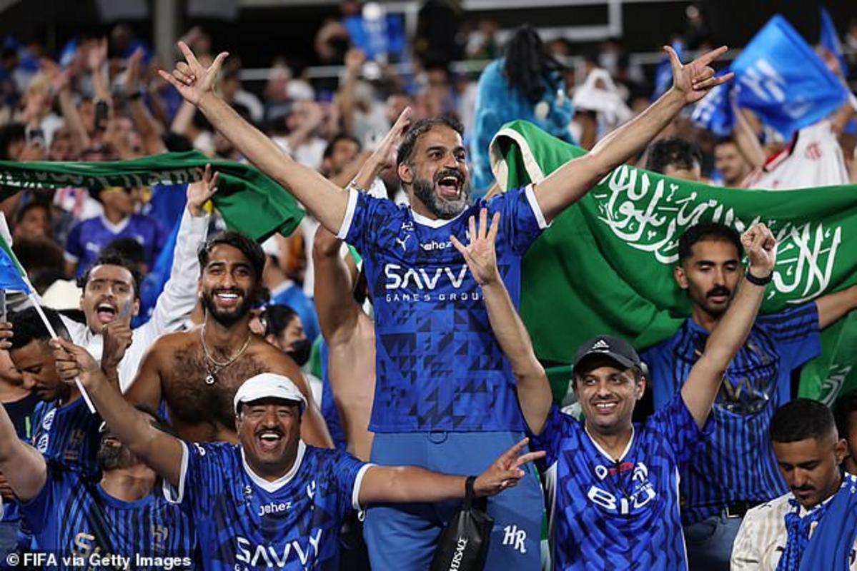 Nunez sẽ nhận mức lương 400.000 bảng/tuần nếu chuyển đến Al-Hilal